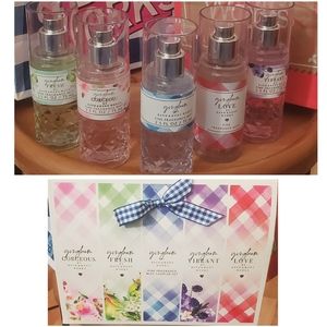 Gift Box Set 5 Bath & Body Works 2.5oz Gingham Scents Fine Fragrance Mists NWT